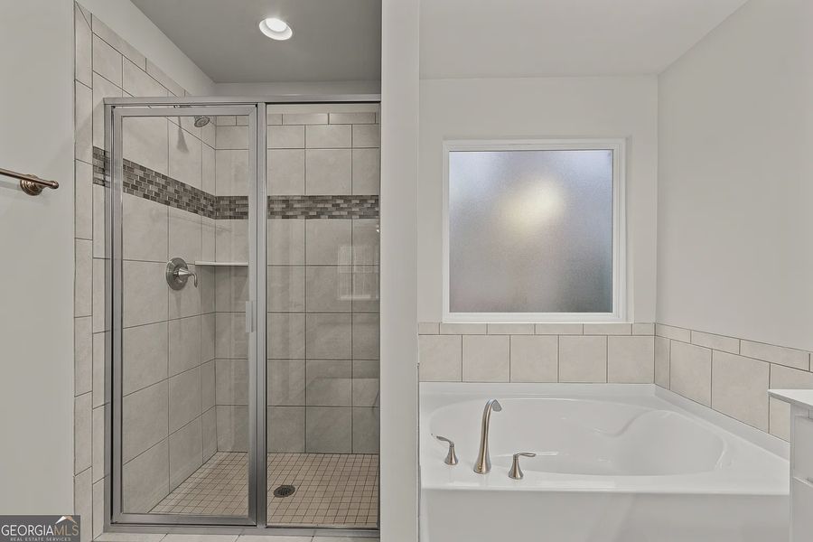 Image 37 of a home in Canterbury Villas.