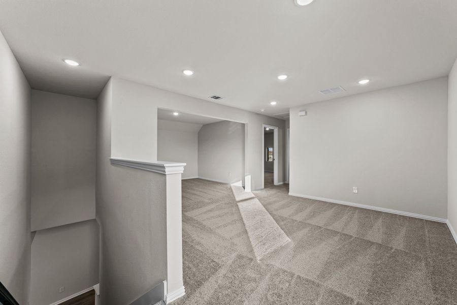 Spacious, unfurnished interior of a new home in Rolling Ridge, Van Alstyne (Image 24). Spacious, unfurnished interior of a new home in Rolling Ridge, Van Alstyne (Image 24).