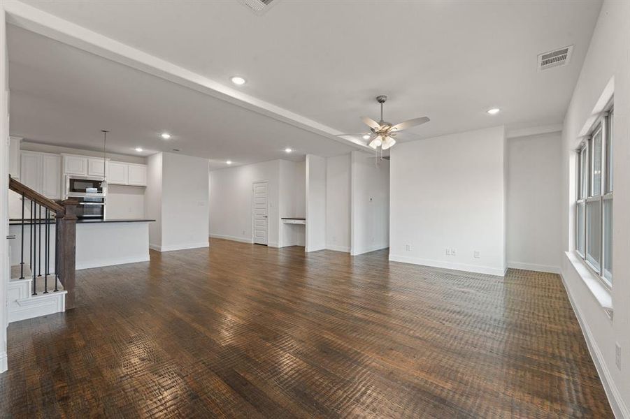 Spacious, unfurnished interior of a new home in , Venus (Image 20).