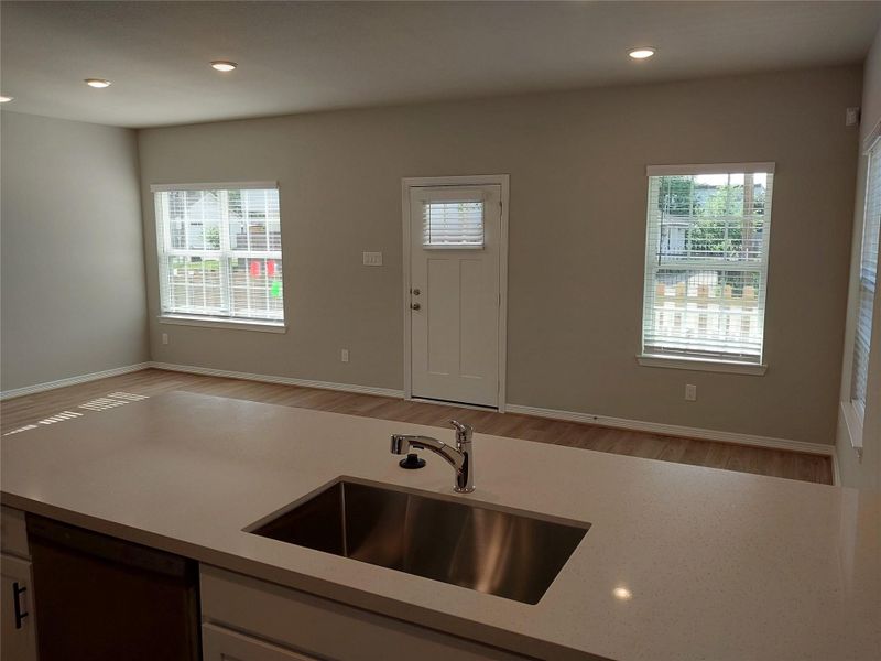 Image 2 of a home in . Image 2 of a home in .