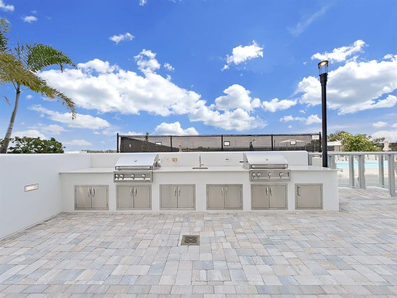 Exterior details and patio area of a home in Altura Bayshore, Tampa (Image 28). Exterior details and patio area of a home in Altura Bayshore, Tampa (Image 28).