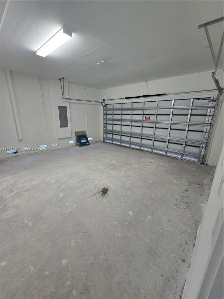 Image 82 of a home in .