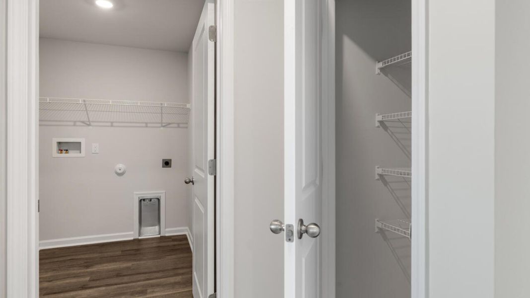 Furnished interior view inside a new home in Grayson Park, Leland (Image 9).
