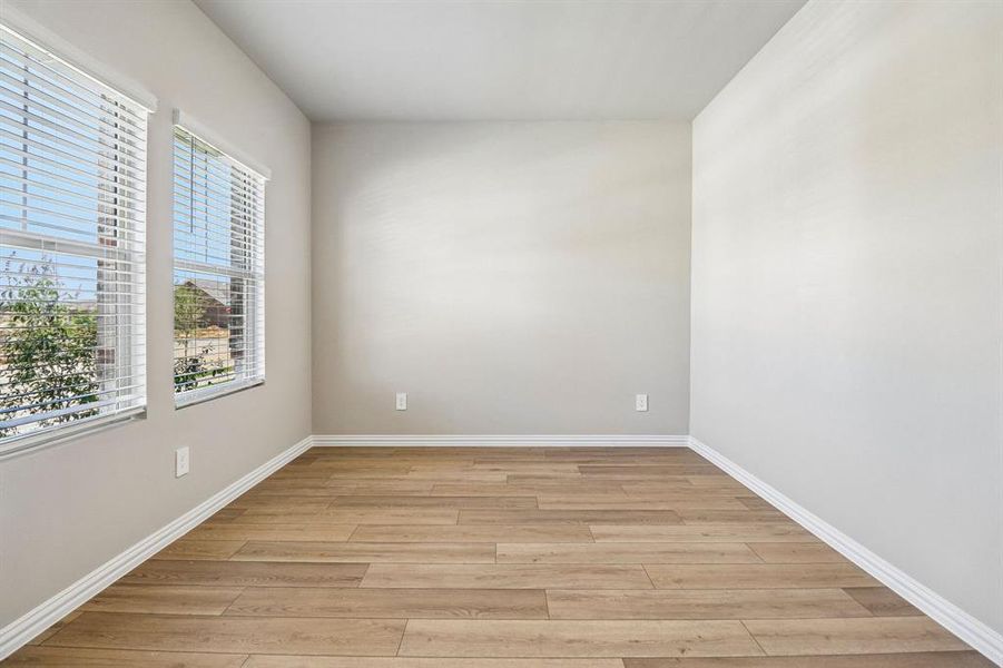 Photo is not of the actual home, but is an inspirational photo of builder’s model home and may depict options, furnishings, and/or decorator features that are not included.