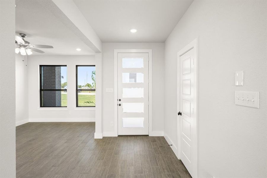 2910 Stella Rose- Entry-8446 2910 Stella Rose- Entry-8446