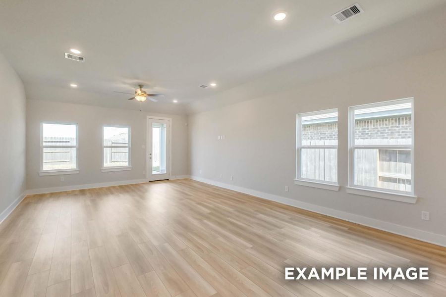 Spacious, unfurnished interior of a new home in Sunterra, Katy (Image 18).