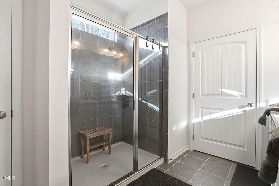 21-web-or-mls-94 Bonnie Girl Cr-89 21-web-or-mls-94 Bonnie Girl Cr-89