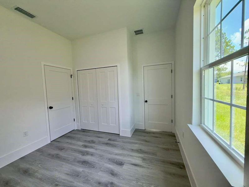 Spacious, unfurnished interior of a new home in , Ocala (Image 45).