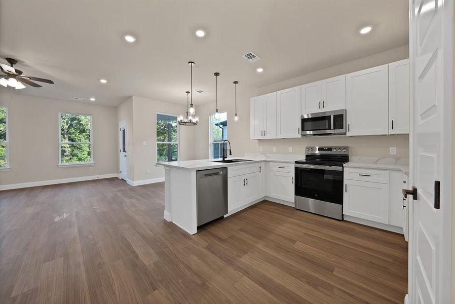 Furnished interior view inside a new home in , Granbury (Image 8).
