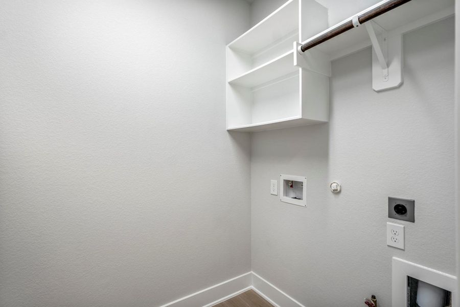 Spacious, unfurnished interior of a new home in ARTAVIA 55' Lots, Conroe (Image 32). Spacious, unfurnished interior of a new home in ARTAVIA 55' Lots, Conroe (Image 32).