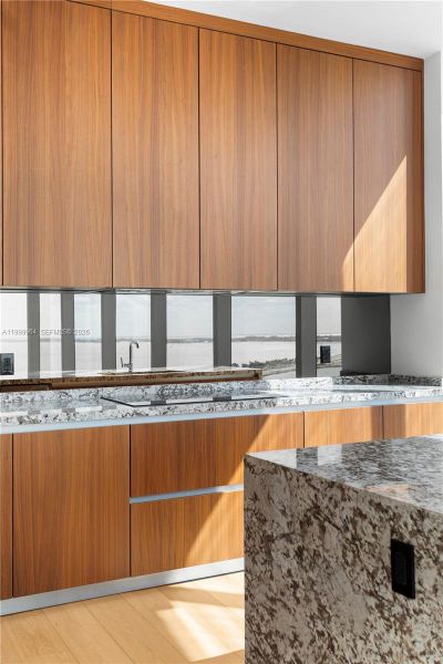 Image 33 of a home in .