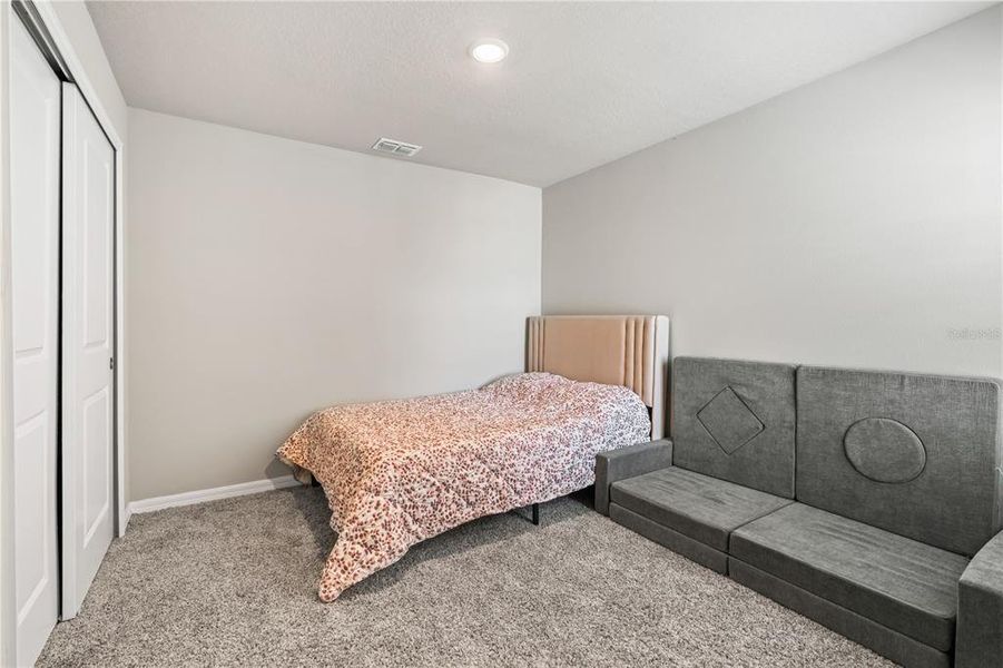 Furnished interior view inside a new home in , Wesley Chapel (Image 8).