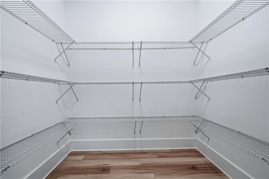 Spacious, unfurnished interior of a new home in , Jefferson (Image 51).