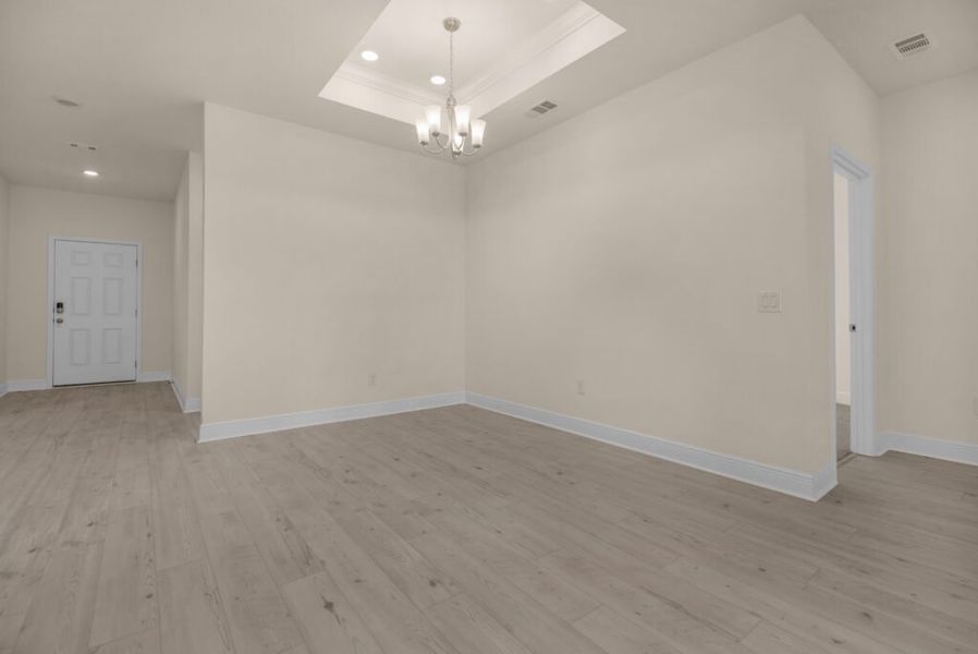 Spacious, unfurnished interior of a new home in Yellow River Ranch, Milton (Image 7).