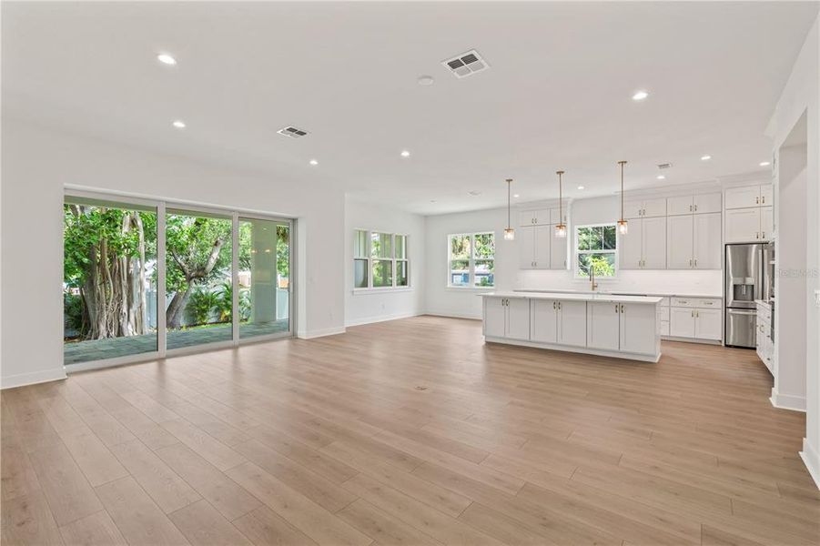 Image 60 of a home in .