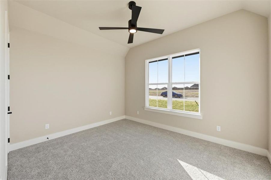Spacious, unfurnished interior of a new home in Coyote Crossing, Godley (Image 36).