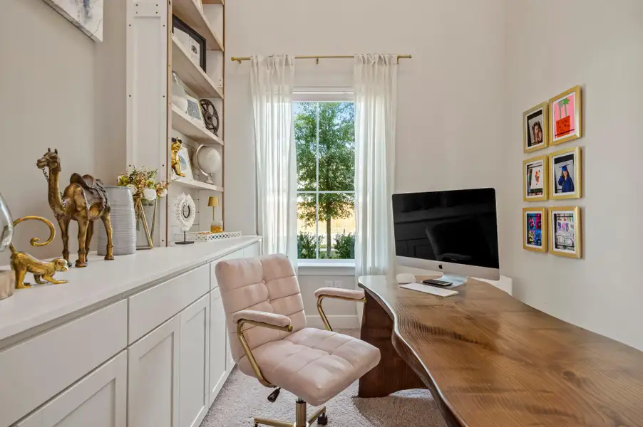 Furnished interior view inside a new home in Sweetwater - 60', Austin (Image 9). Furnished interior view inside a new home in Sweetwater - 60', Austin (Image 9).