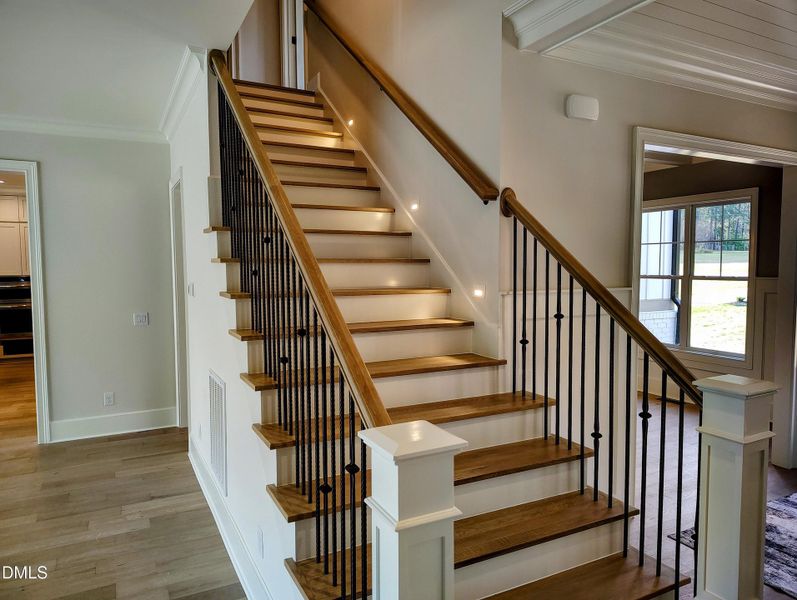 1st floor stairs