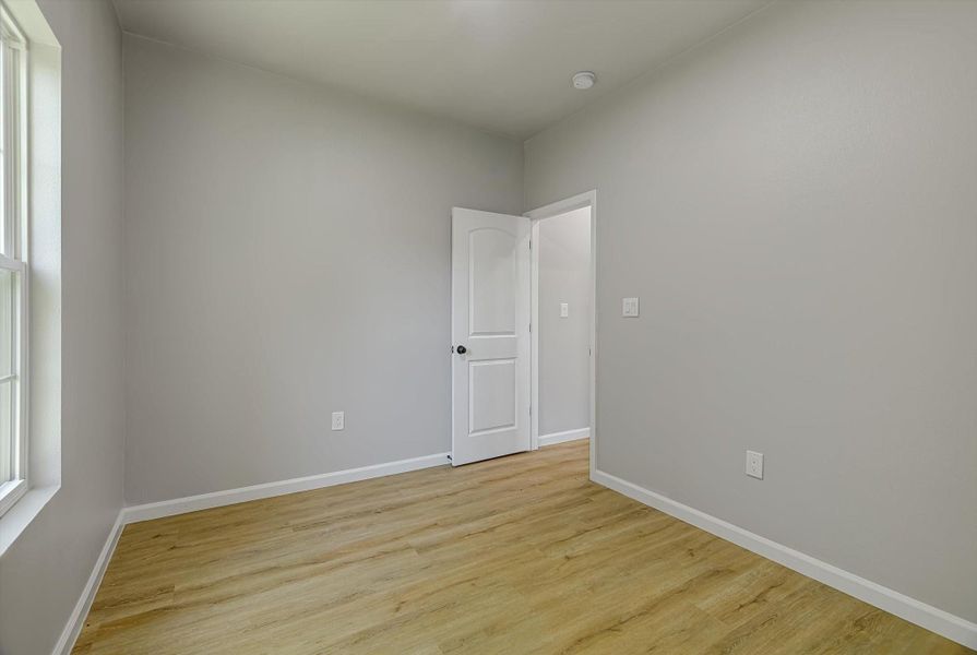 Spacious, unfurnished interior of a new home in , Beaumont (Image 30).