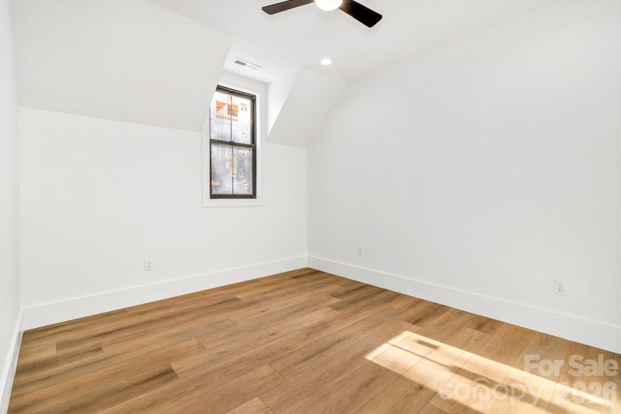 Spacious, unfurnished interior of a new home in , Mills River (Image 29).