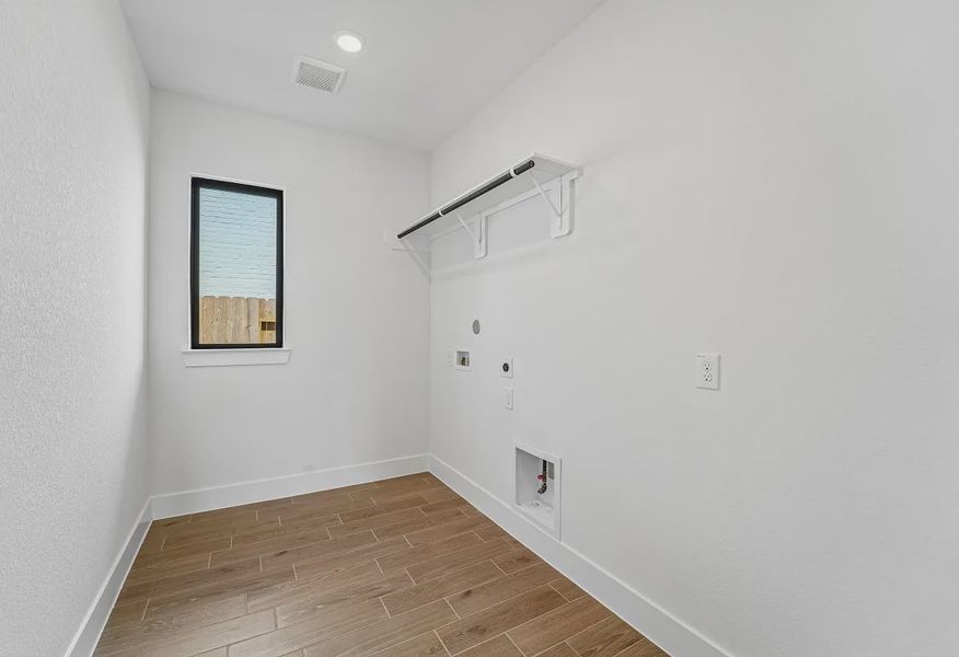 Homesite 2304 Laundry Room - 12 of 18