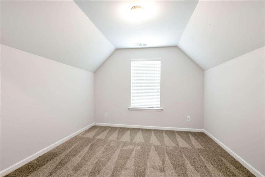 Spacious, unfurnished interior of a new home in , Commerce (Image 18).