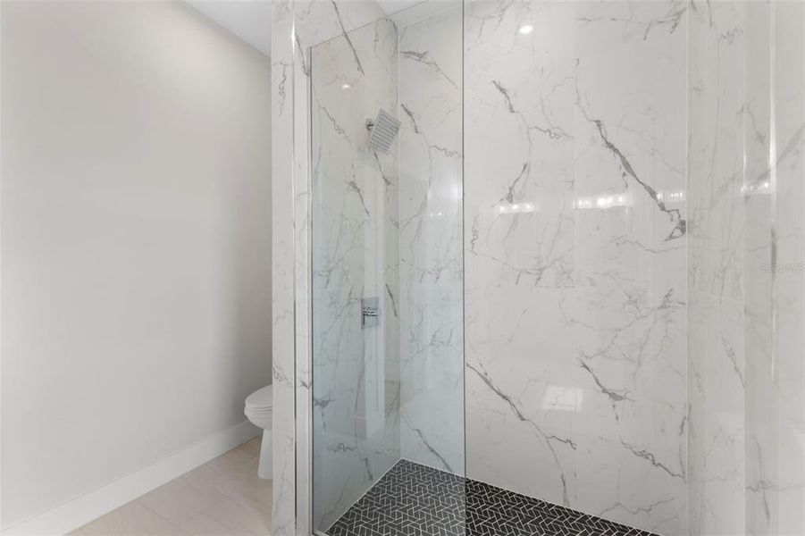 Spacious, unfurnished interior of a new home in , North Port (Image 37).