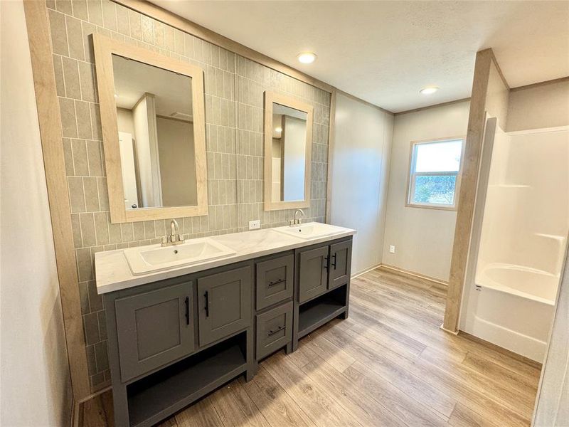 Furnished interior view inside a new home in , Nocona (Image 14).