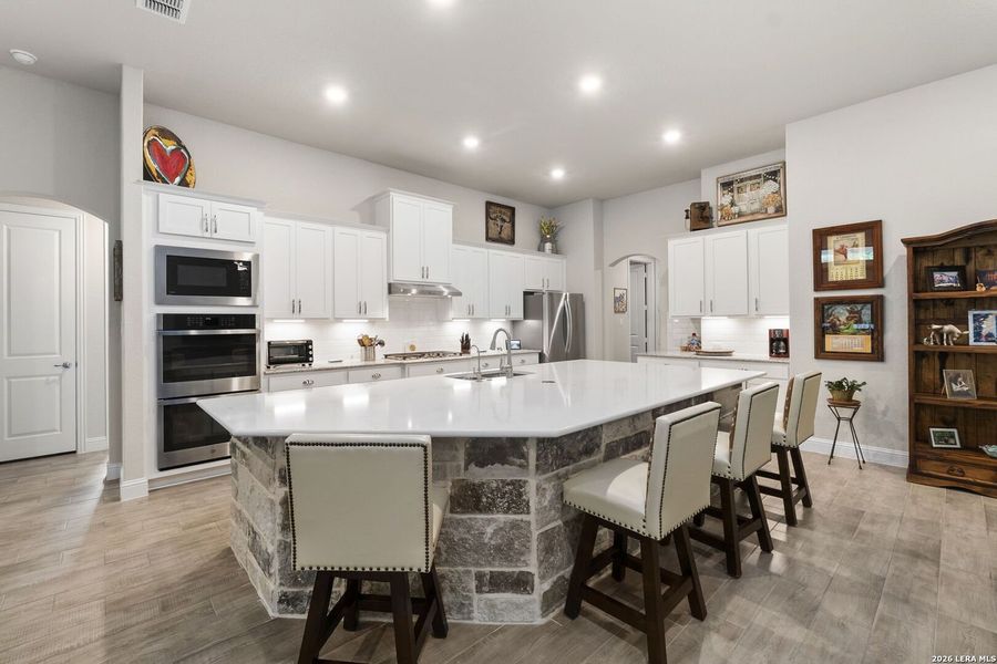 Furnished interior view inside a new home in Elkhorn Ridge, Boerne (Image 18).