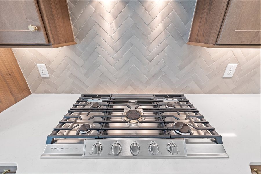 Representative interior finishes for a home built from the The Bradley by RobuckHomes in Baylee Ridge, Selma (Image 128). Representative interior finishes for a home built from the The Bradley by RobuckHomes in Baylee Ridge, Selma (Image 128).