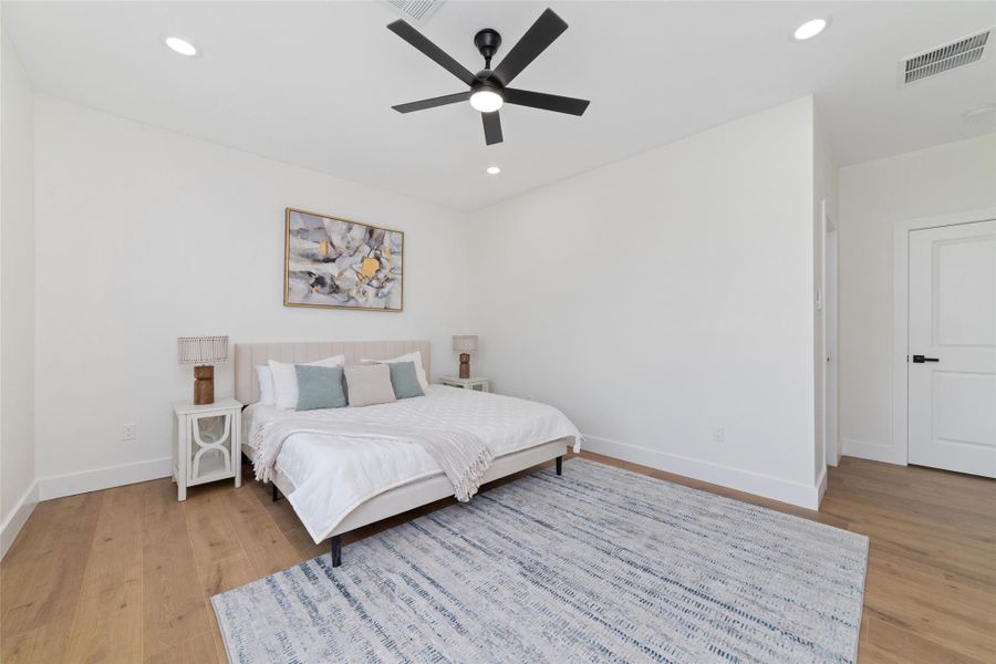 Furnished interior view inside a new home in , Houston (Image 15).