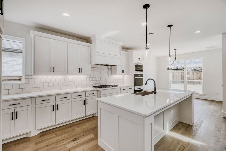 3121 Lacebark - Kitchen