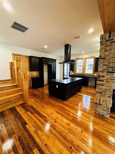 Image 60 of a home in .