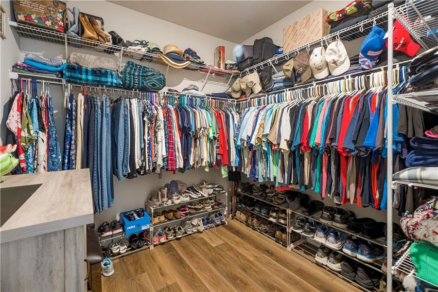 Close-up of interior finishes inside a home in , Cartersville (Image 20).