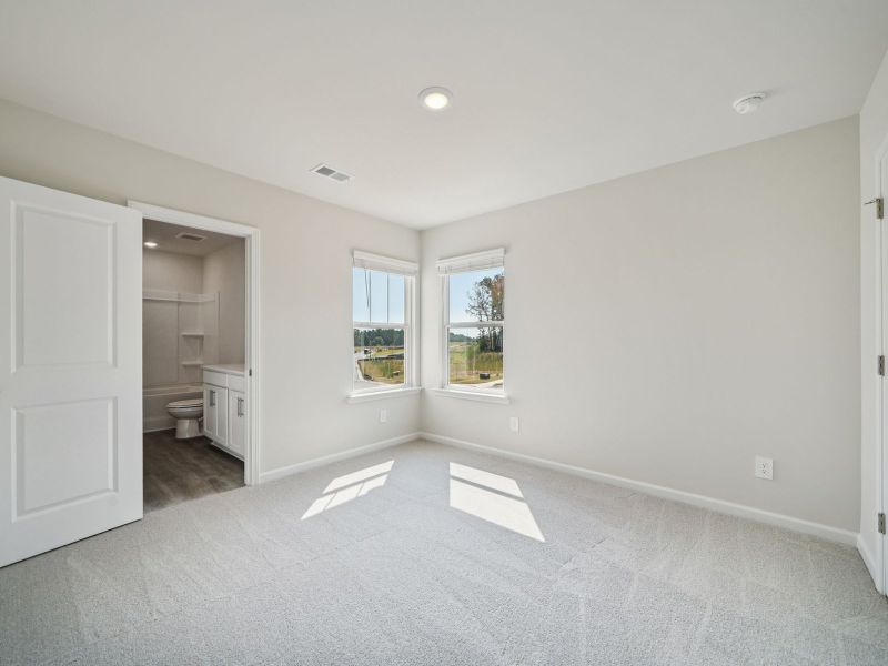 Spacious, unfurnished interior of a new home in Artisan Walk, Fairburn (Image 18). Spacious, unfurnished interior of a new home in Artisan Walk, Fairburn (Image 18).