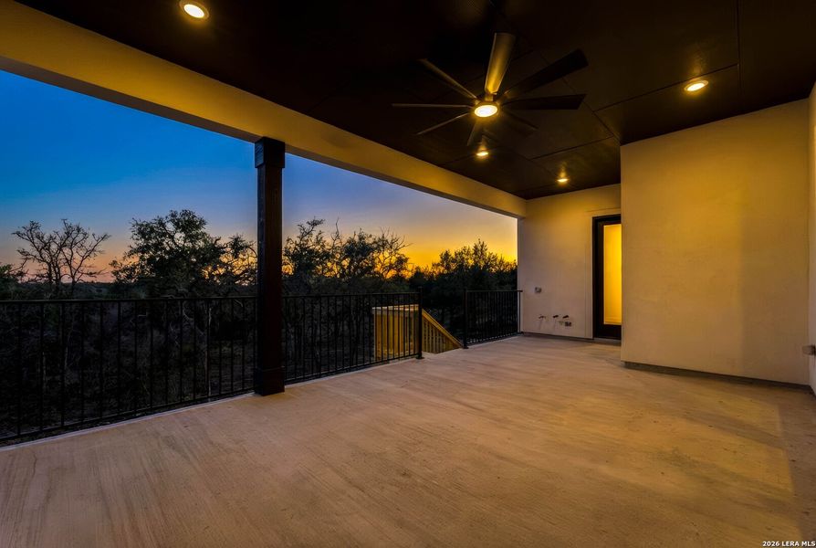 Exterior details and patio area of a home in , New Braunfels (Image 3).