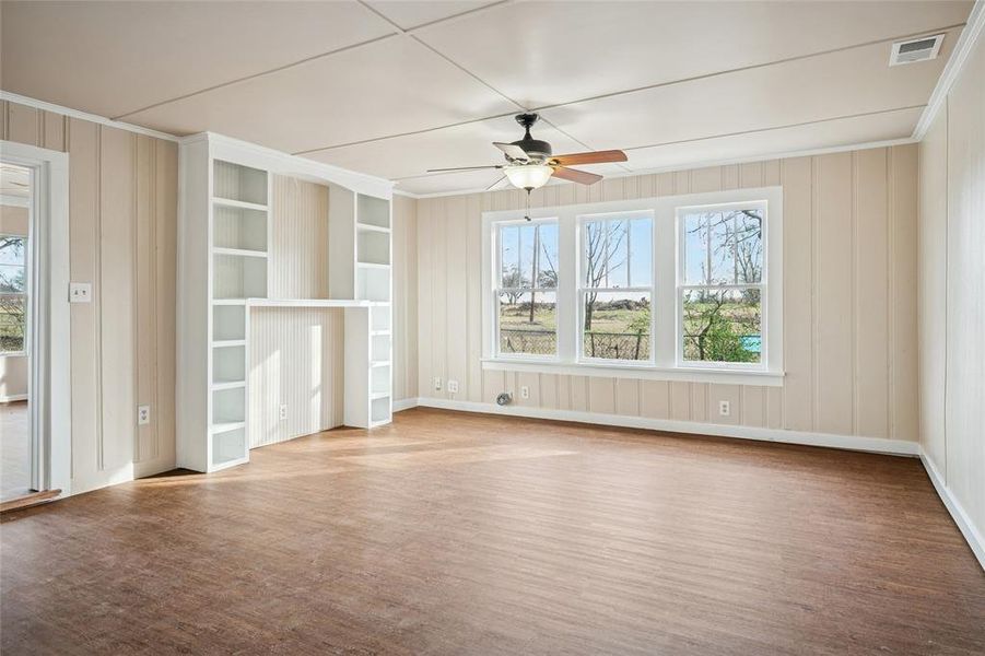 Spacious, unfurnished interior of a new home in , Weatherford (Image 16). Spacious, unfurnished interior of a new home in , Weatherford (Image 16).