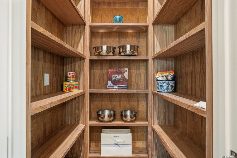 Close-up of interior finishes inside a home in , Terrell Hills (Image 22).