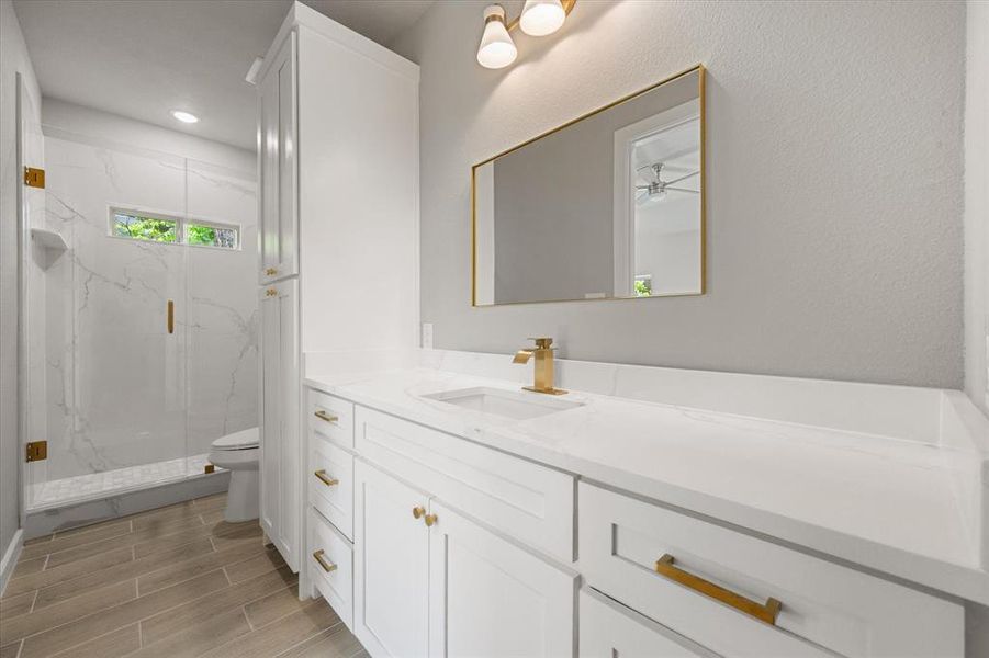 Furnished interior view inside a new home in , Kerens (Image 15).