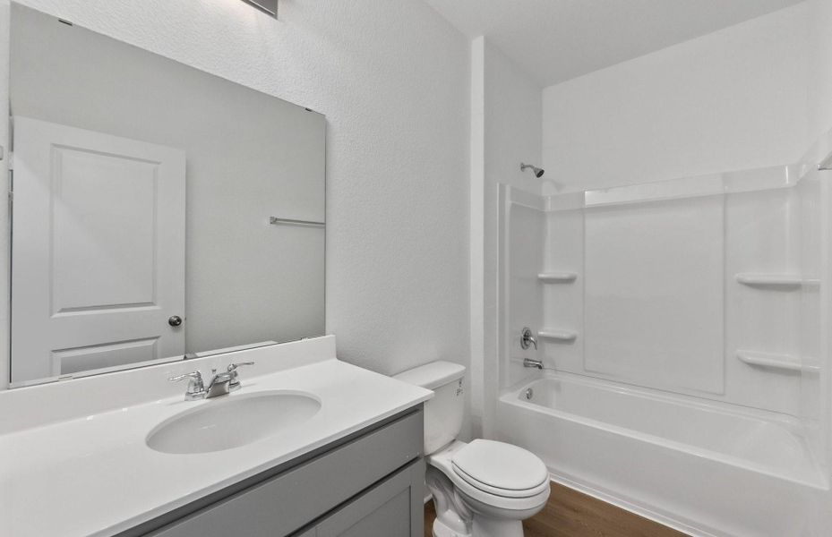 Furnished interior view inside a new home in Skyview, Belton (Image 8).