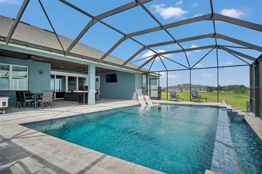 Spacious, unfurnished interior of a new home in , Auburndale (Image 20).