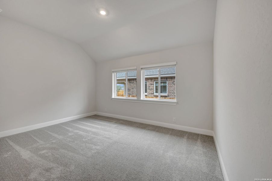 Spacious, unfurnished interior of a new home in Davis Ranch 50', San Antonio (Image 29).