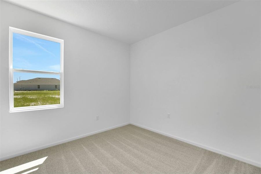 Spacious, unfurnished interior of a new home in Willowbrook North, Winter Haven (Image 25).