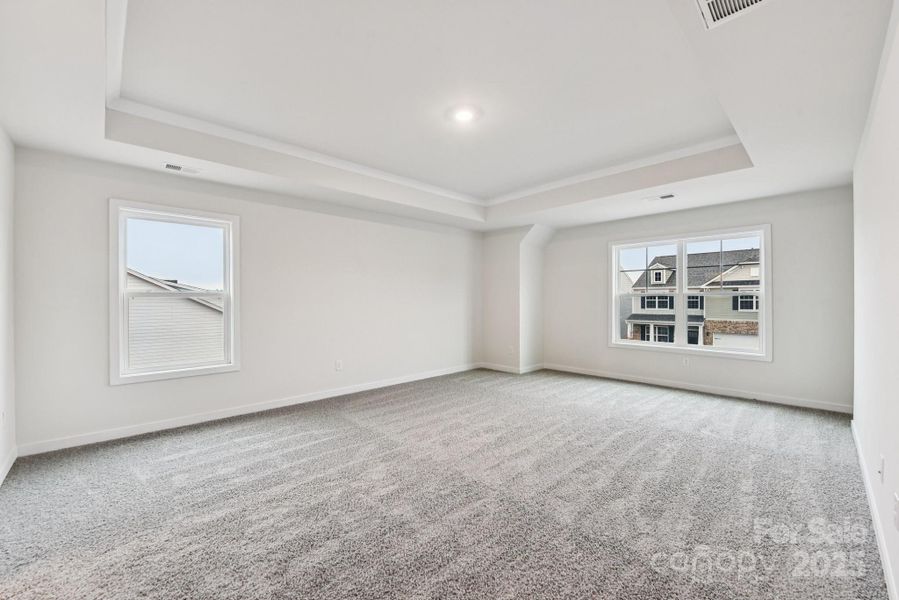 Spacious, unfurnished interior of a new home in Laurelbrook, Sherrills Ford (Image 21).