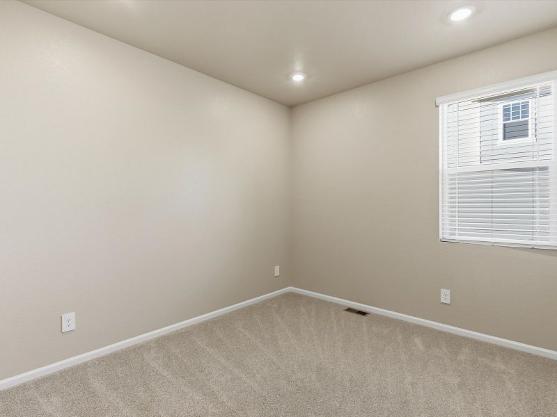 Spacious, unfurnished interior of a new home in Buffalo Highlands: The Canyon Collection, Commerce City (Image 21).