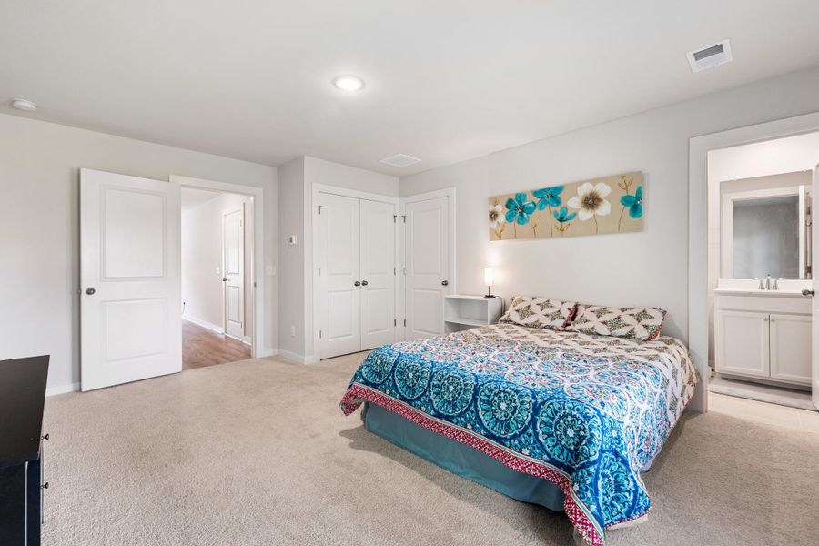 Furnished interior view inside a new home in , Hanahan (Image 25). Furnished interior view inside a new home in , Hanahan (Image 25).