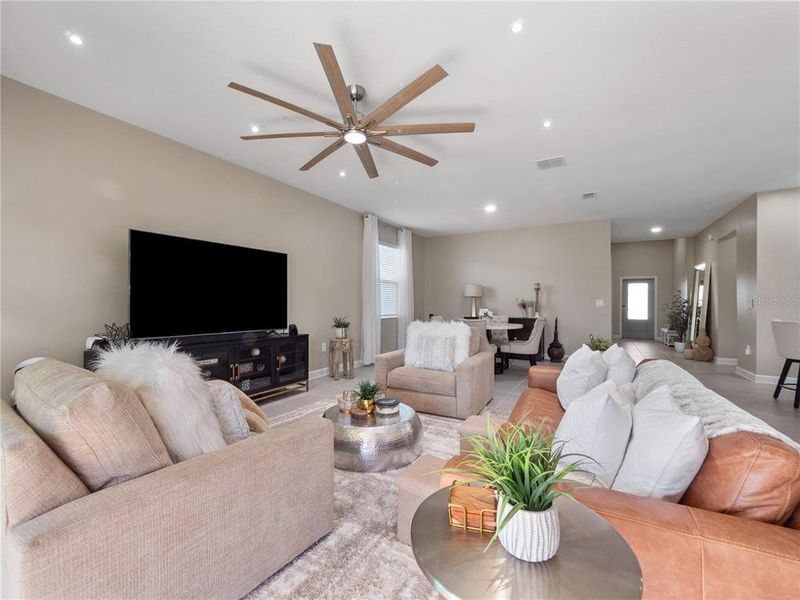 Furnished interior view inside a new home in , Davenport (Image 18).