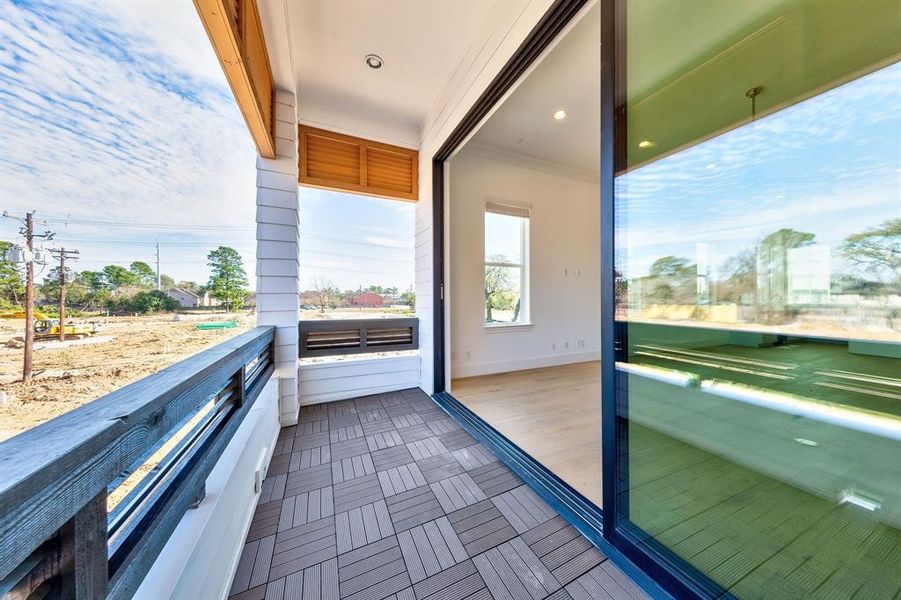 Image 6 of a home in .