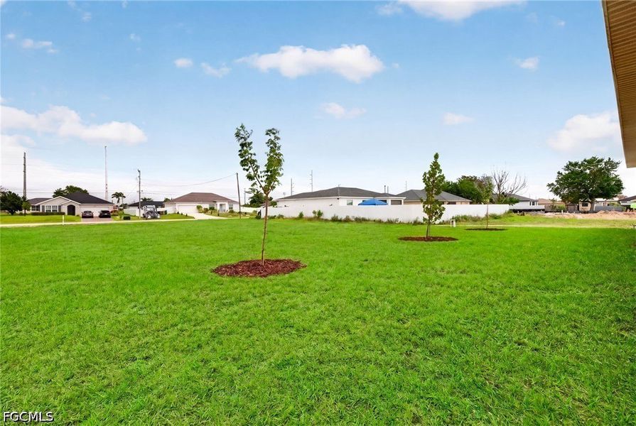 Exterior details and patio area of a home in Cape Coral, Cape Coral (Image 17).