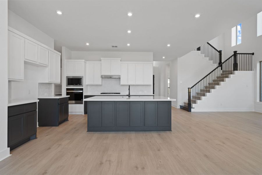 4br New Home in Liberty Hill, TX.  - Slide 18